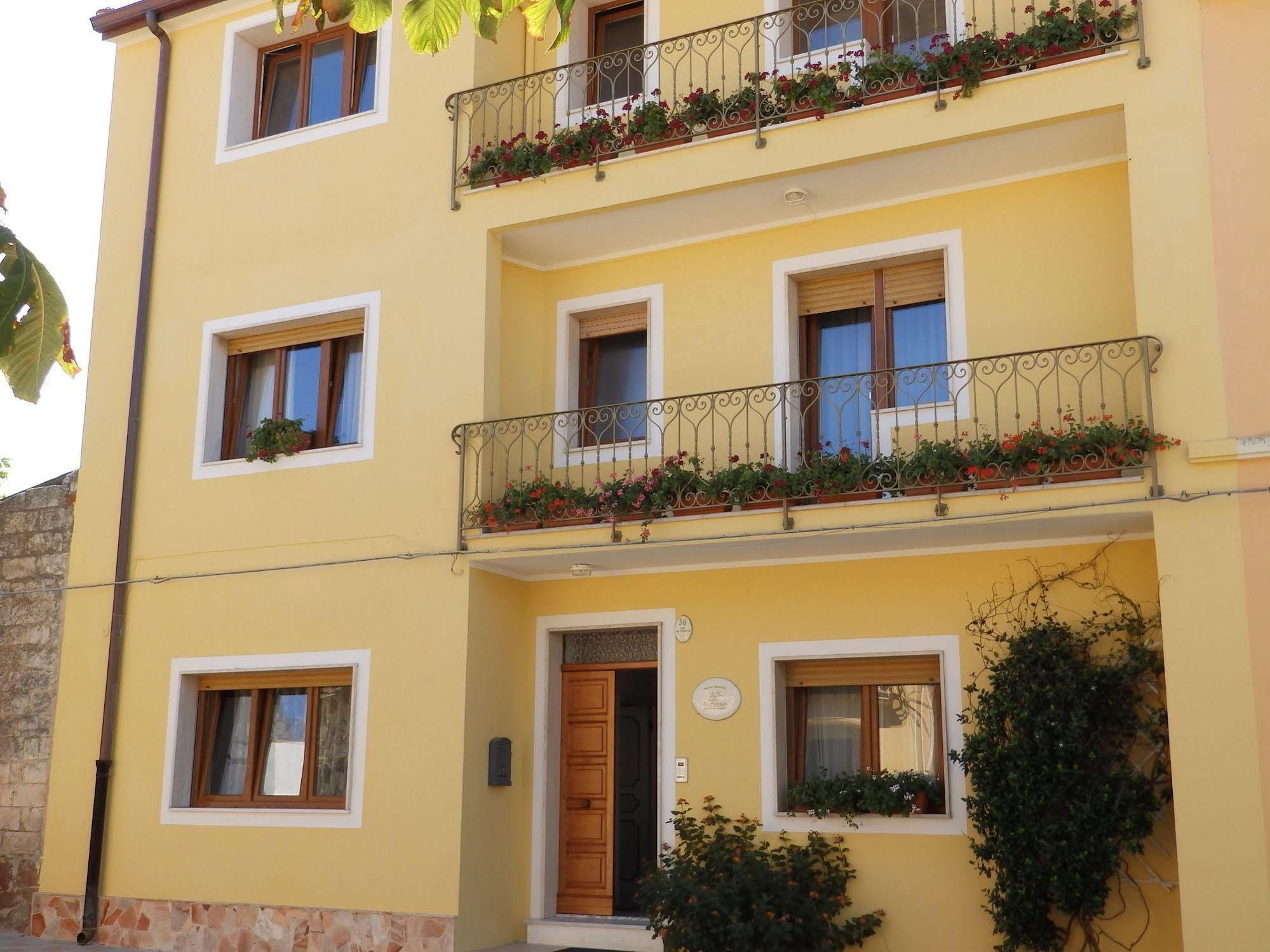 Sa Chessa B&B Ploaghe Εξωτερικό φωτογραφία